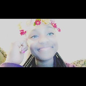 Meet your Posher, Hawa